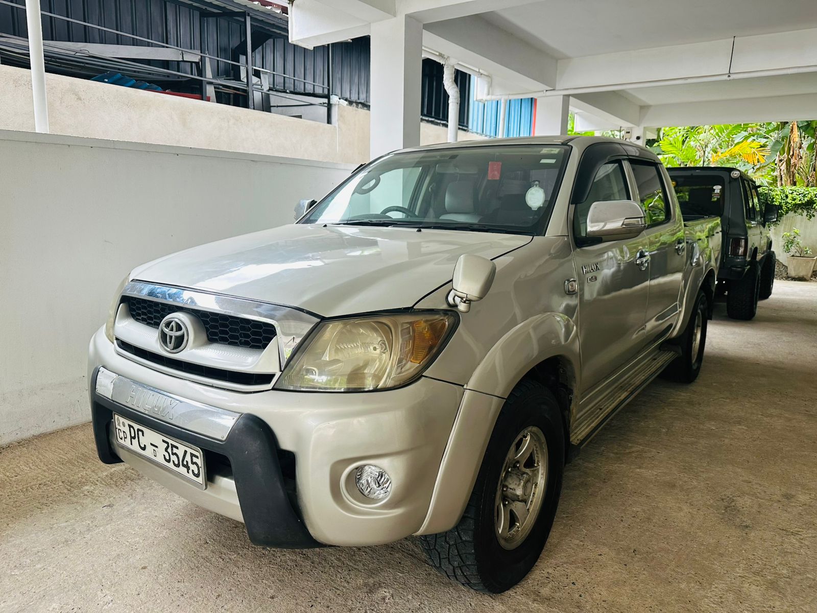 Toyota Hilux